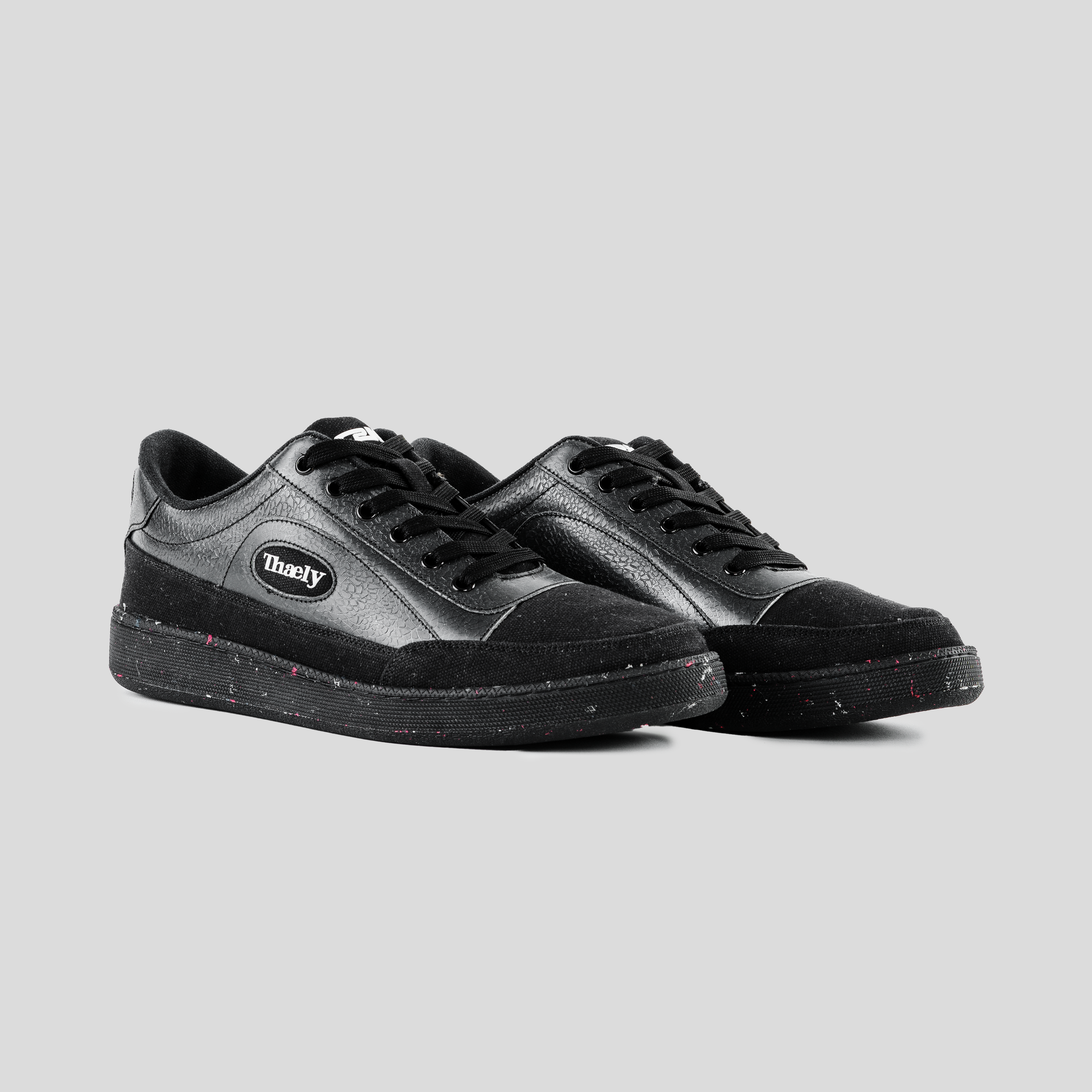 Shadow Black Y2K Pro | Sustainable Sneakers